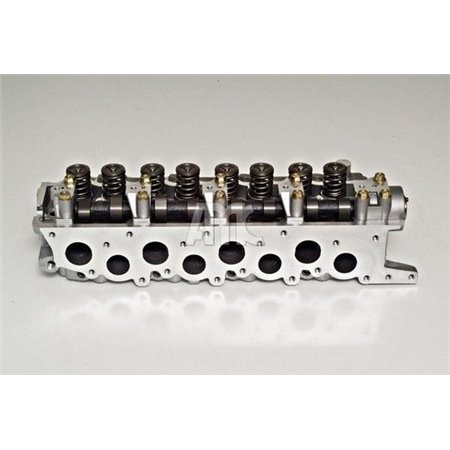 Culata con valvulas y arboles Mitsubishi 4D56 (valvulas bajo plano) con tornillos